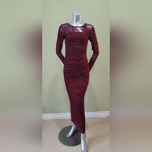 Elegant Burgundy Long Sleeve Dress